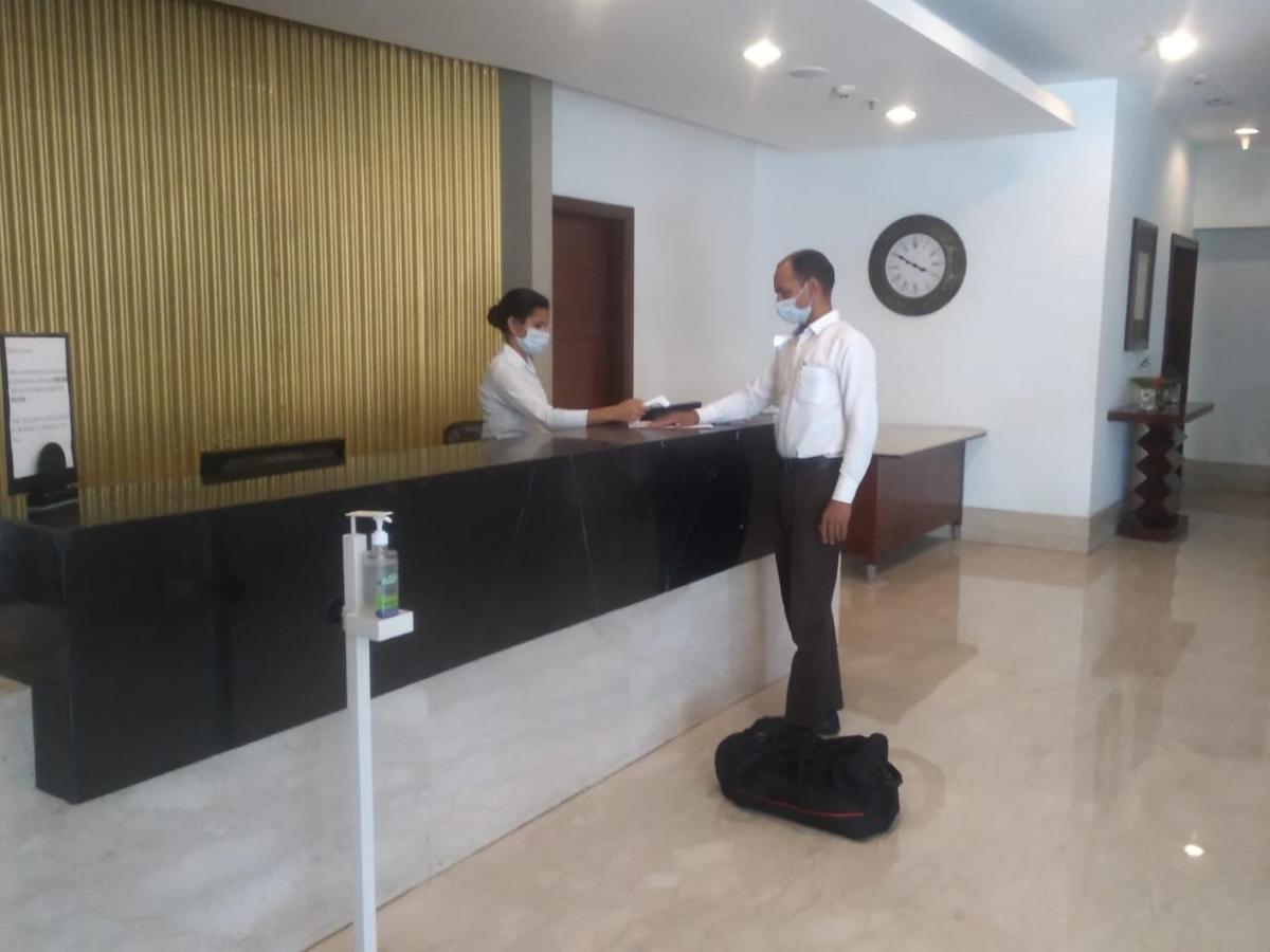 The Golden Plaza Hotel Panchkula Zewnętrze zdjęcie
