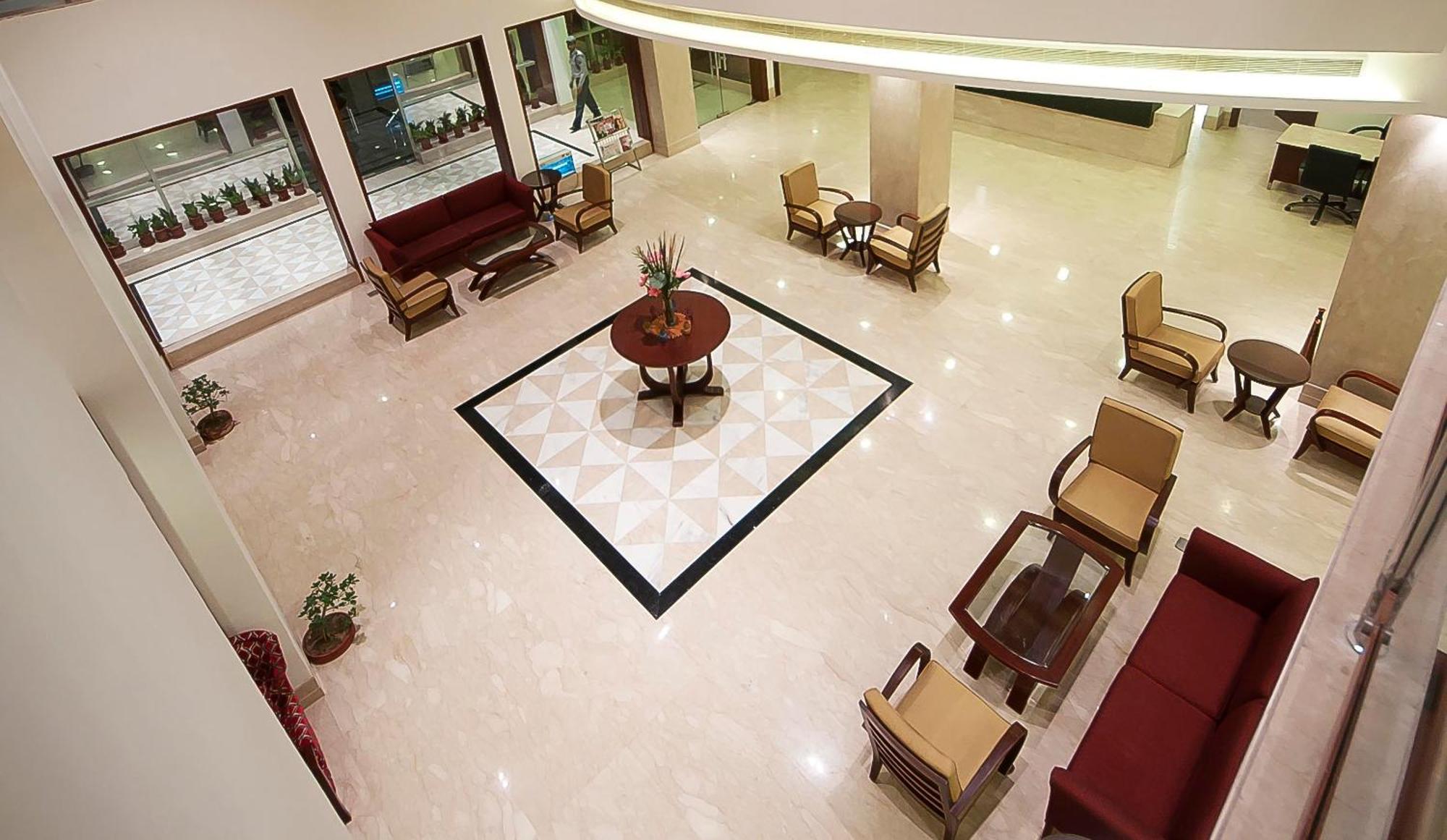 The Golden Plaza Hotel Panchkula Zewnętrze zdjęcie
