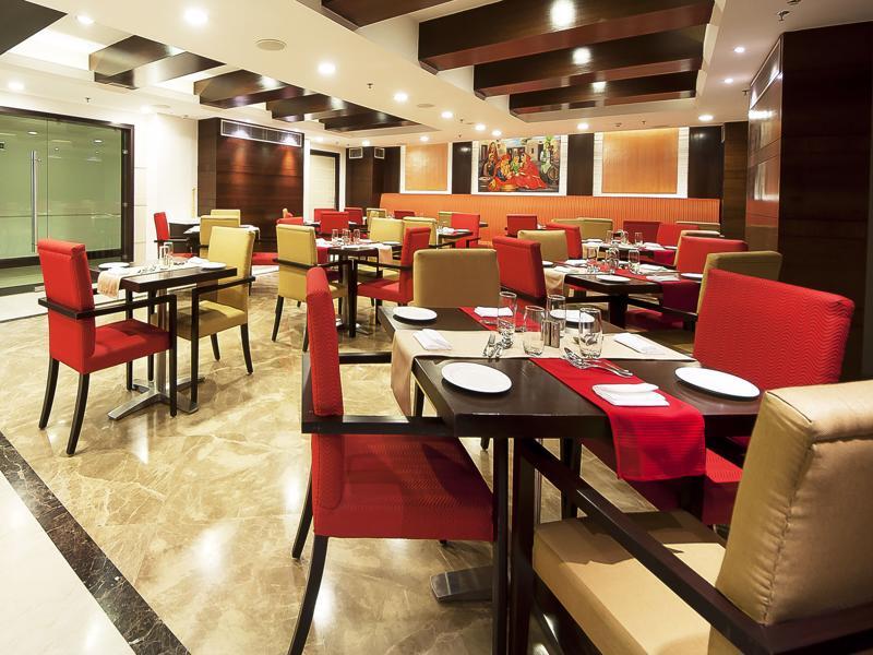 The Golden Plaza Hotel Panchkula Zewnętrze zdjęcie