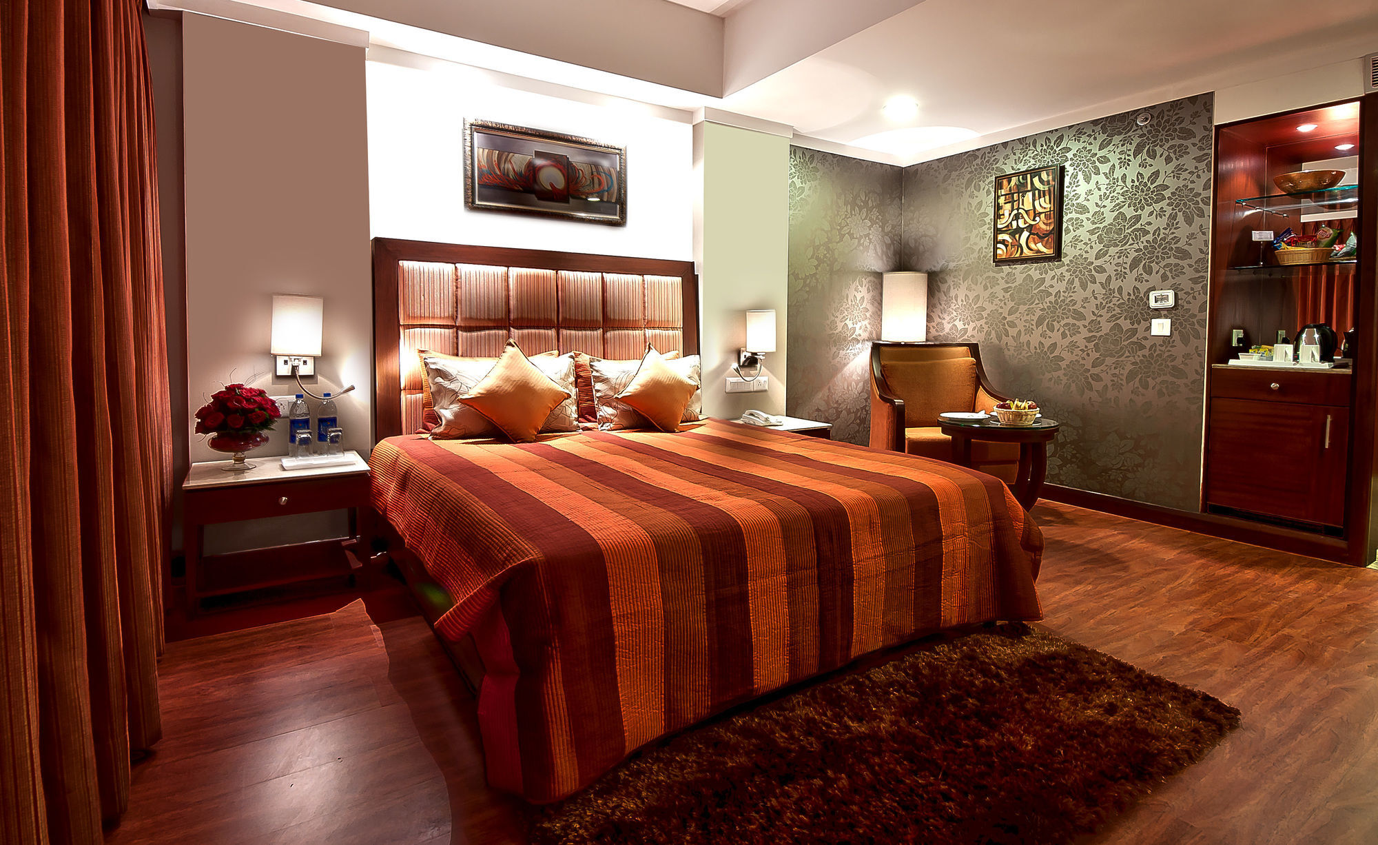 The Golden Plaza Hotel Panchkula Zewnętrze zdjęcie
